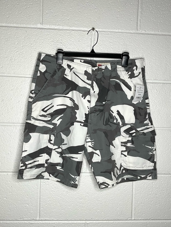 Wrangler Other - < NWT Wrangler Twill Camouflage Cargo Shorts Relaxed Fit Size 36” >
